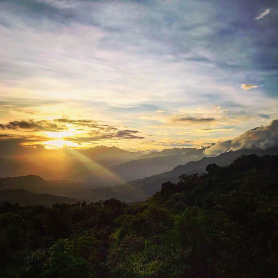 El Refugio La Brisa Del Diablo Bed & Breakfast Valle Hornito Ngoại thất bức ảnh